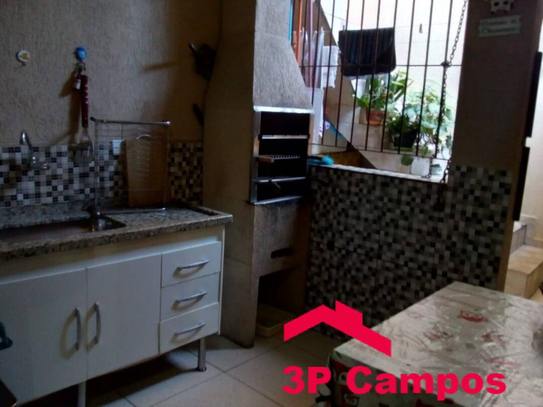 Casa à venda e temporada com 2 quartos, 90m² - Foto 4