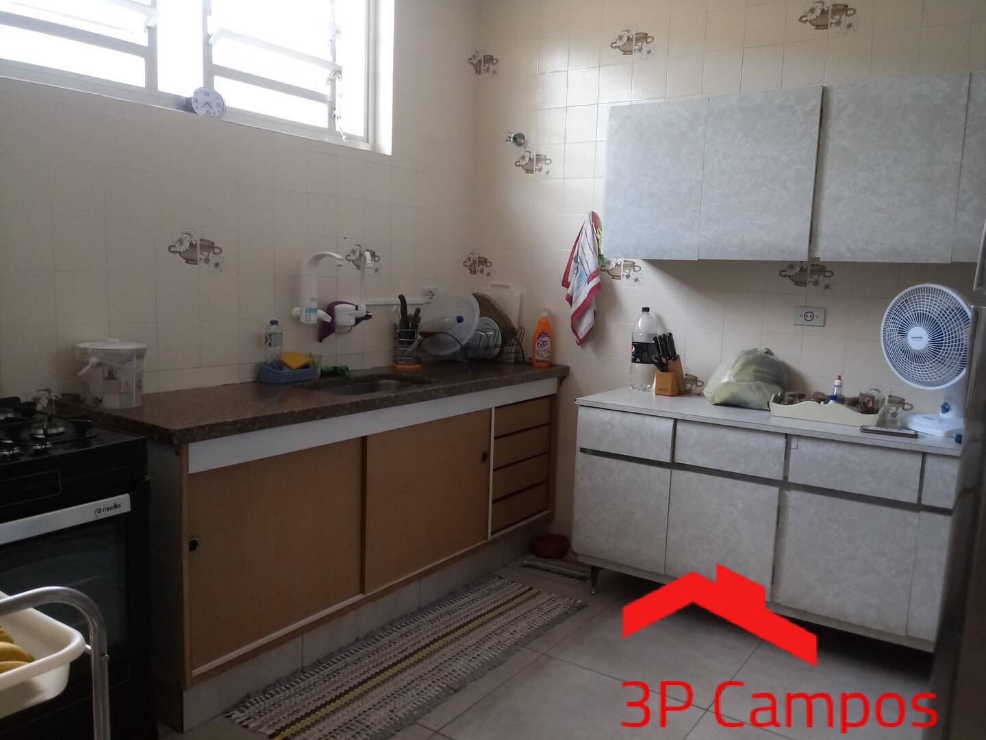 Casa à venda com 3 quartos, 200m² - Foto 3