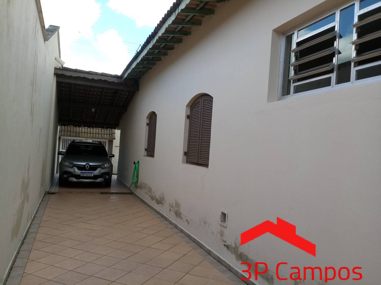 Casa à venda com 3 quartos, 200m² - Foto 4