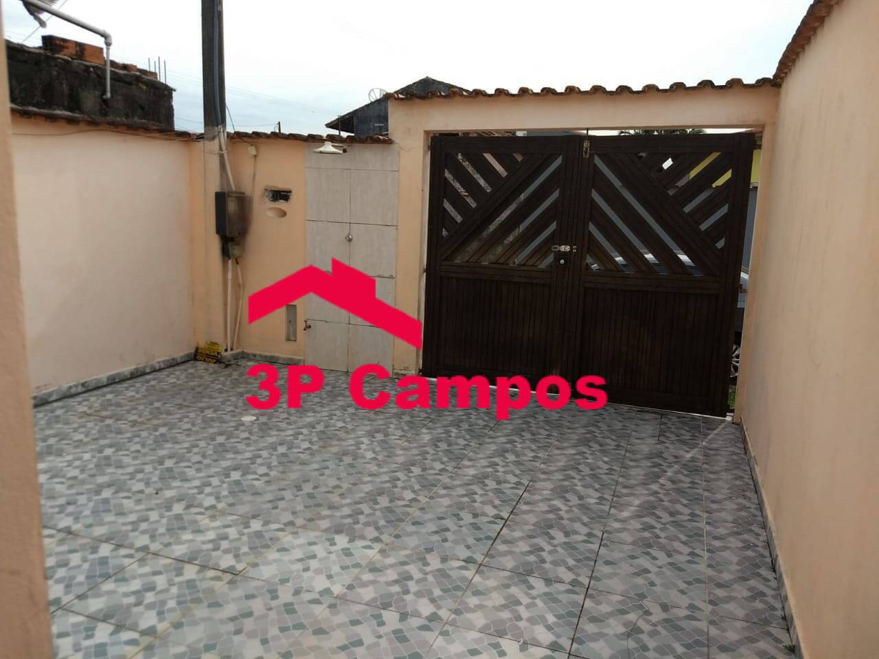 Casa à venda com 2 quartos, 60m² - Foto 3