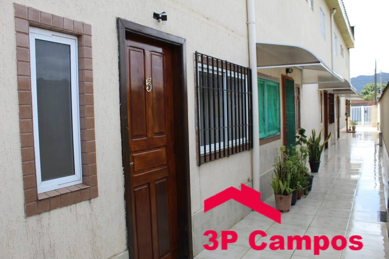 Casa à venda com 2 quartos, 55m² - Foto 8