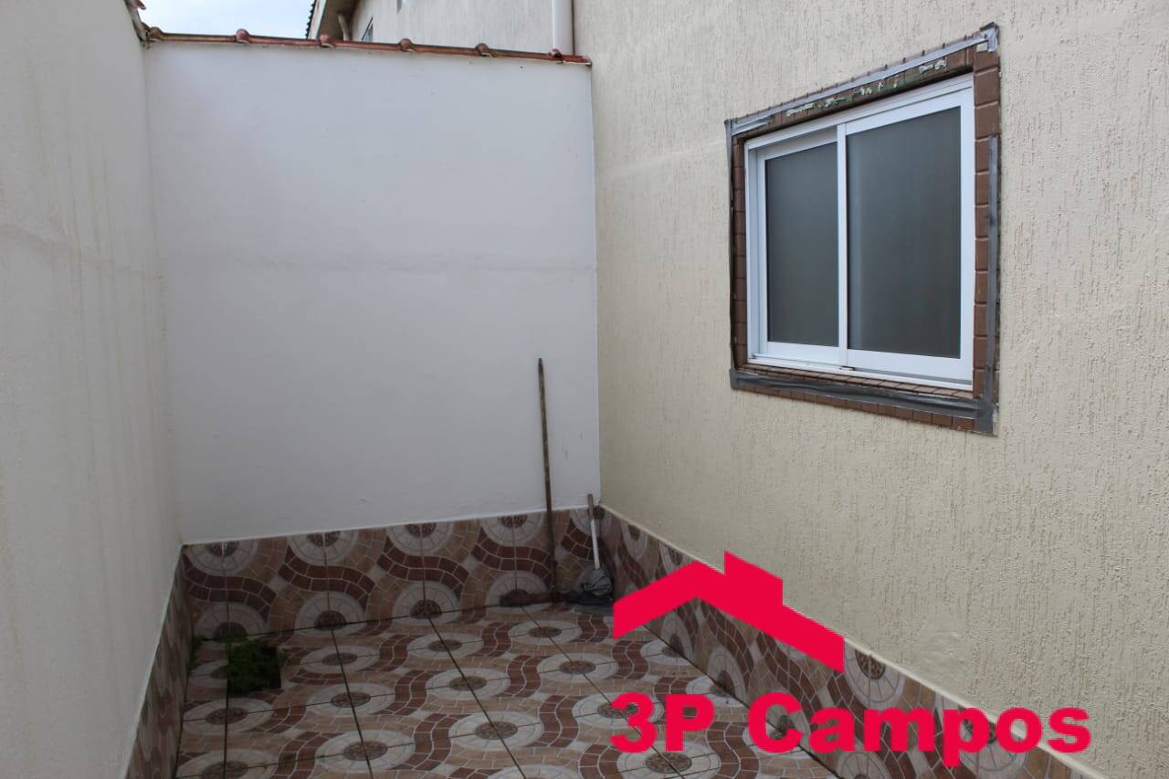 Casa à venda com 2 quartos, 55m² - Foto 10