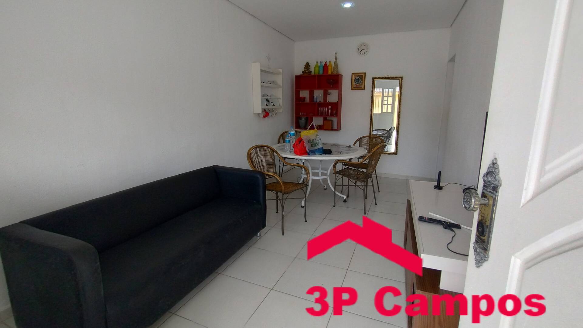 Casa à venda com 2 quartos, 198m² - Foto 2