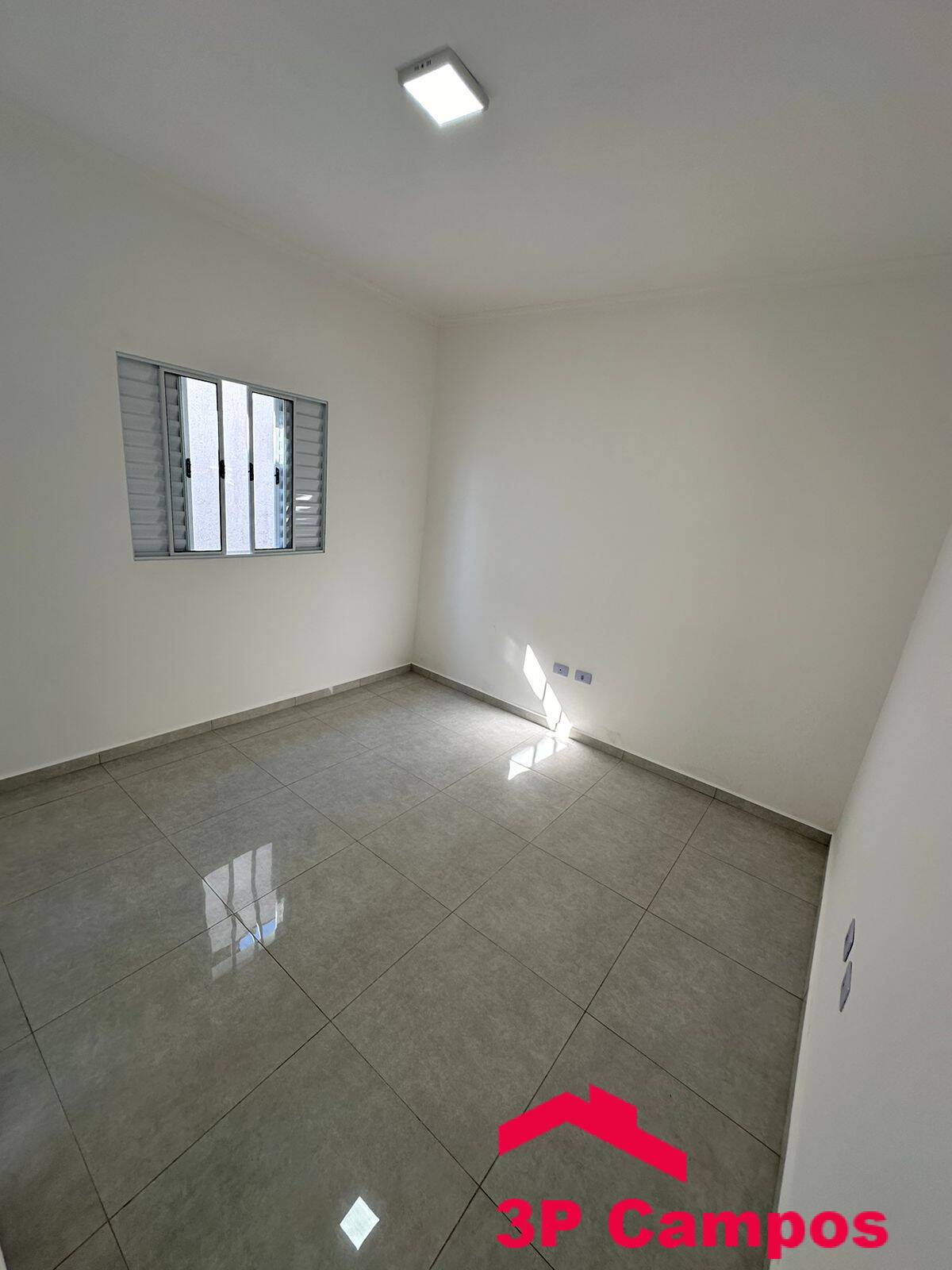 Casa à venda com 2 quartos, 80m² - Foto 14