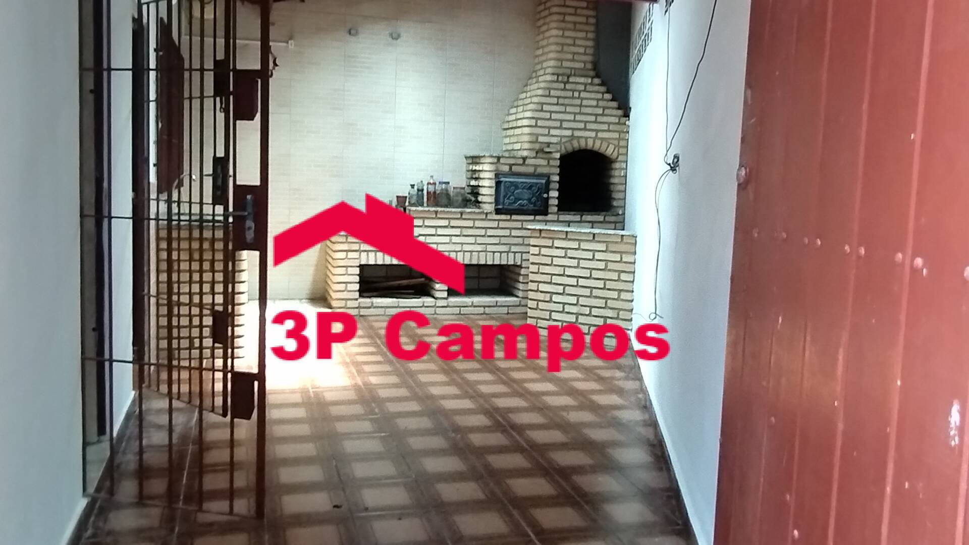 Casa à venda com 2 quartos, 105m² - Foto 4