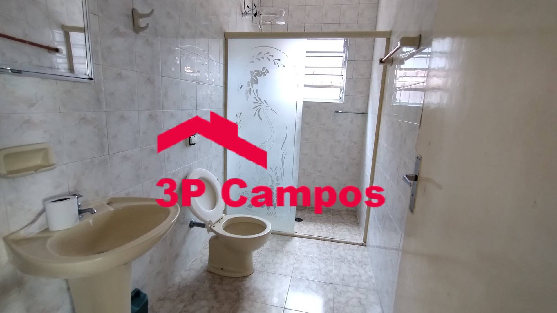 Casa à venda com 2 quartos, 105m² - Foto 6