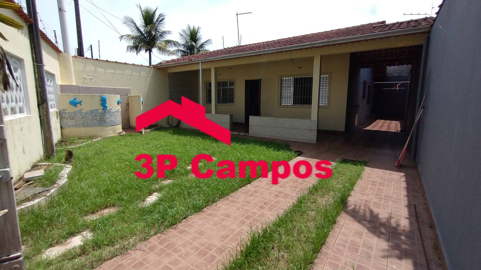 Casa à venda com 2 quartos, 105m² - Foto 1