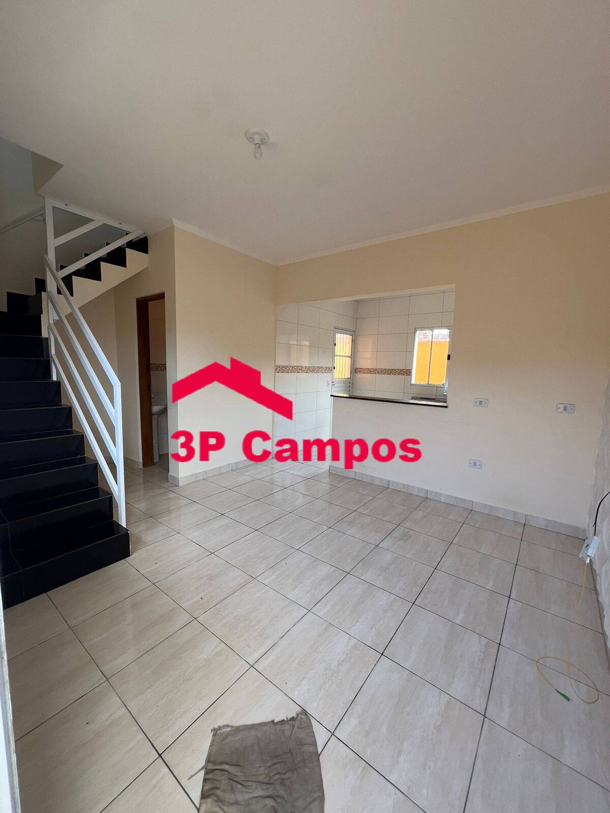 Casa de Condomínio para alugar com 2 quartos, 55m² - Foto 3