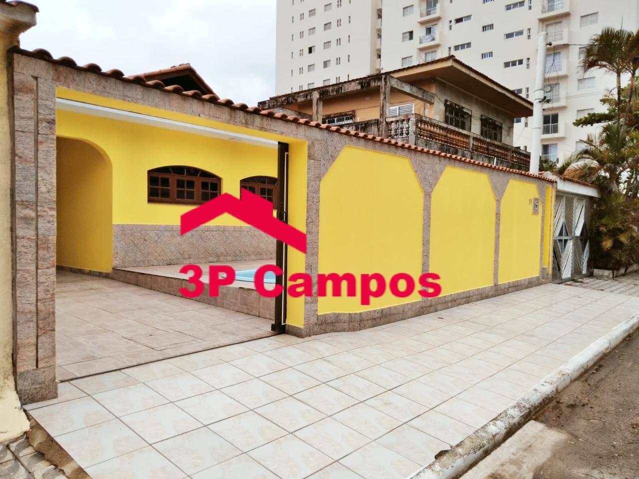 Casa à venda com 4 quartos, 270m² - Foto 3