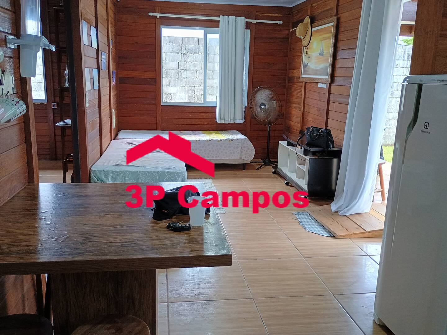 Casa à venda com 2 quartos, 70m² - Foto 4