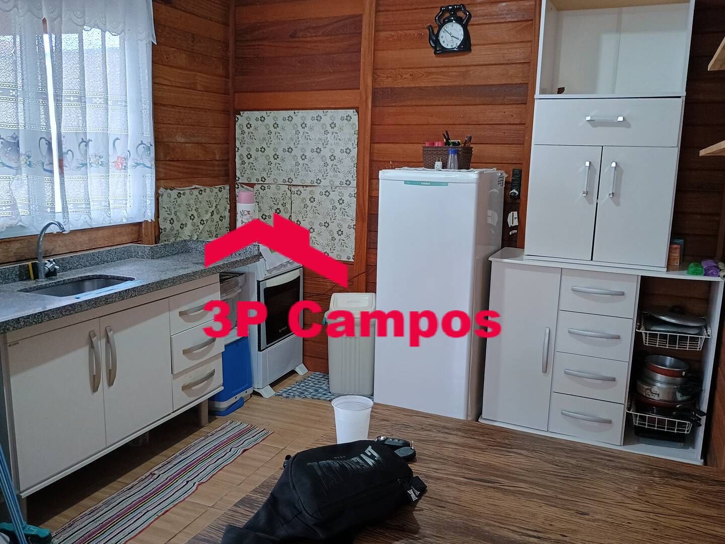 Casa à venda com 2 quartos, 70m² - Foto 5