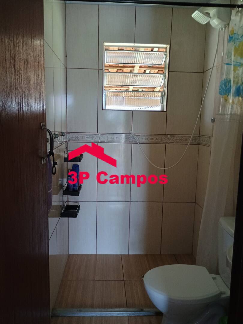 Casa à venda com 2 quartos, 70m² - Foto 8