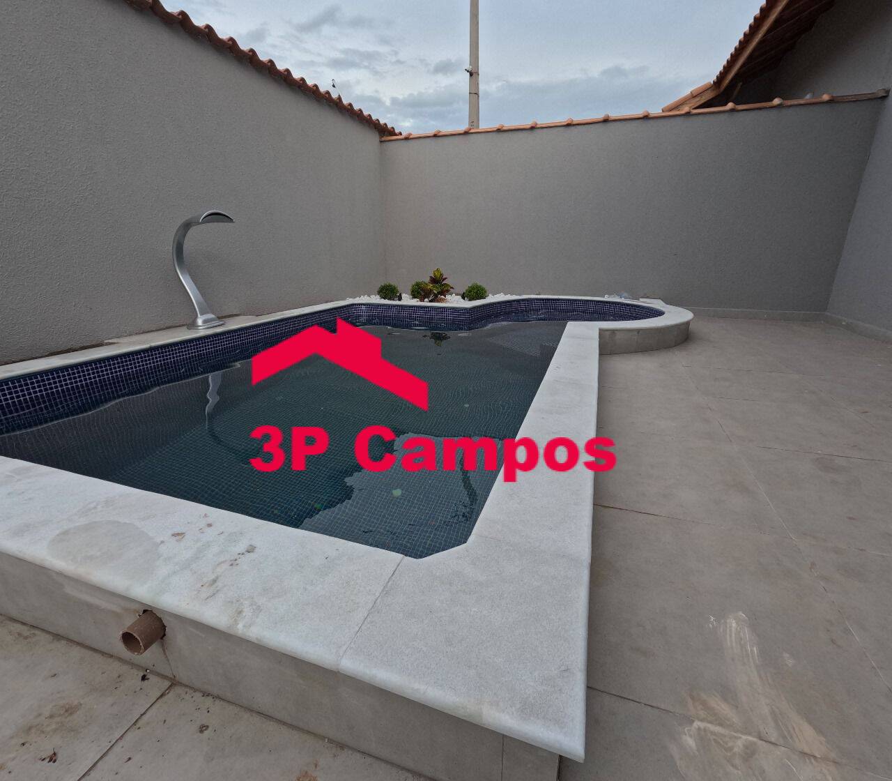 Casa à venda com 2 quartos, 125m² - Foto 3